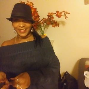 Meet your Posher, Letitia